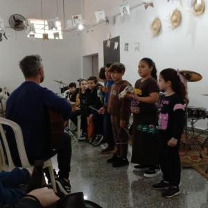 Imagem da notícia O MELHOR DA MÚSICA NACIONAL EM APRESENTAÇÃO DO GURI