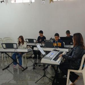 Imagem da notícia O MELHOR DA MÚSICA NACIONAL EM APRESENTAÇÃO DO GURI