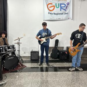 Imagem da notícia NOITE BONITA COM APRESENTAÇÃO DE ALUNOS DO GURI
