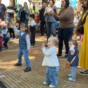 Imagem da notícia FESTIVAL DE INVERNO NO FIM DE SEMANA ENCANTA COM DANÇA, MÚSICA E DIVERSÃO PARA TODOS