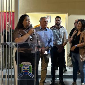 Imagem da notícia PREFEITURA INAUGURA CRAS NO JARDIM MARIA LUIZA IV E ENTREGA QUADRA REVITALIZADA