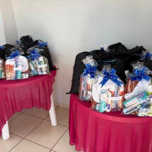 Imagem da notícia PREFEITURA LEVA MORADORES DA VILA DIGNIDADE À PRAIA