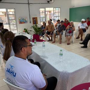 Imagem da notícia PREFEITURA LEVA MORADORES DA VILA DIGNIDADE À PRAIA