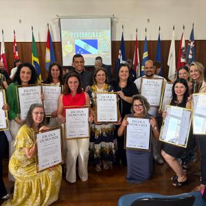 Imagem da notícia ESCOLAS DE JAHU RECEBEM PRÊMIO DE EXCELÊNCIA EDUCACIONAL