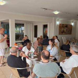 Imagem da notícia VILA DIGNIDADE NA PRAIA: VISITA CHEGA AO FIM