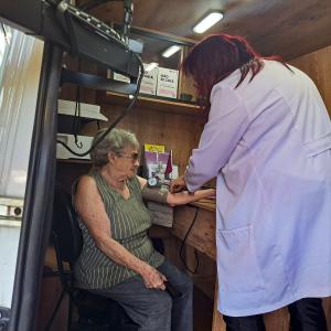 Imagem da notícia 'OUTUBRO + QUE ROSA' LEVA CONSCIENTIZAÇÃO AO VAREJÃO