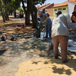 Imagem da notícia  "PRAÇA DA OLARIA" AGORA TEM NOVO CALÇAMENTO!
