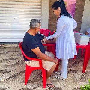 Imagem da notícia USF SANTA HELENA LEVA CUIDADO AOS MORADORES DO JARDIM ODETE