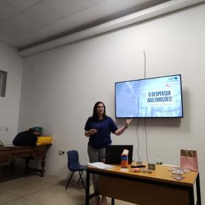 Imagem da notícia OUTUBRO ROSA: PALESTRA PROMOVE AUTOCUIDADO NA SECRETARIA DE EDUCAÇÃO