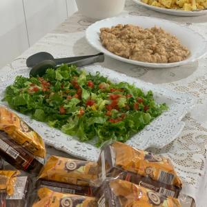 Imagem da notícia PREFEITURA SERVE MERENDA ESPECIAL EM COMEMORAÇÃO AO 'DIA DAS CRIANÇAS'
