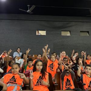 Imagem da notícia PREFEITURA TRAZ CRIANÇAS DE POTUNDUVA AO CINEMA