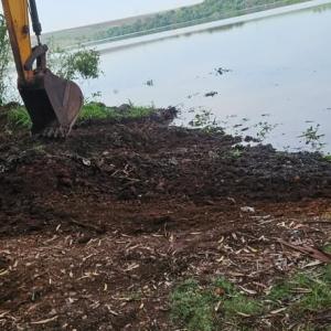 Imagem da notícia "RAMPA DOS PESCADORES" RECEBE MANUTENÇÃO EM POTUNDUVA