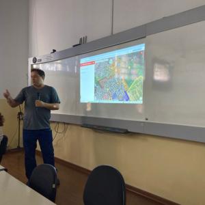 Imagem da notícia PROFISSIONAIS DA SAÚDE PASSAM POR CAPACITAÇÃO PARA MELHORAR ATENDIMENTO NOS BAIRROS