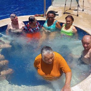 Imagem da notícia IDOSOS DE JAHU CURTEM DIAS INESQUECÍVEIS EM ÁGUAS DE LINDÓIA