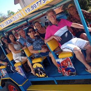 Imagem da notícia IDOSOS DE JAHU CURTEM DIAS INESQUECÍVEIS EM ÁGUAS DE LINDÓIA