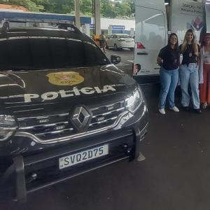 Imagem da notícia AÇÃO ITINERANTE LEVA ATENDIMENTO E ORIENTAÇÃO ÀS MULHERES 