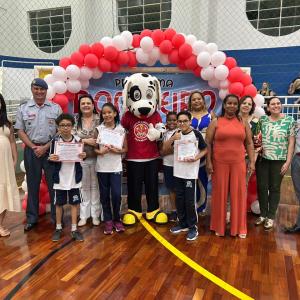 Imagem da notícia  ‘PROGRAMA BOMBEIRO NA ESCOLA’ FORMA ALUNOS DE MAIS OITO ESCOLAS