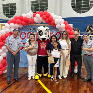 Imagem da notícia  ‘PROGRAMA BOMBEIRO NA ESCOLA’ FORMA ALUNOS DE MAIS OITO ESCOLAS