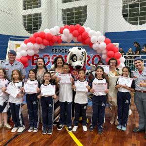 Imagem da notícia  ‘PROGRAMA BOMBEIRO NA ESCOLA’ FORMA ALUNOS DE MAIS OITO ESCOLAS