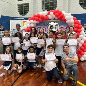 Imagem da notícia  ‘PROGRAMA BOMBEIRO NA ESCOLA’ FORMA ALUNOS DE MAIS OITO ESCOLAS