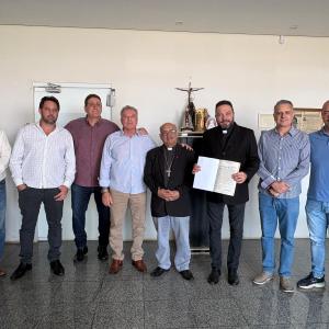 Imagem da notícia PREFEITURA E DIOCESE RESOLVEM IMPASSE HISTÓRICO