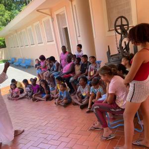 Imagem da notícia CRIANÇAS DO JARDIM MARIA LUIZA IV VISITAM O MUSEU MUNICIPAL