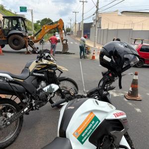 Imagem da notícia PREFEITURA INICIA OBRAS DE ROTATÓRIA NO VIADUTO 'PEDRO CROZERA'