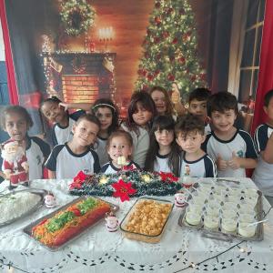 Imagem da notícia PREFEITURA ENTREGA PANETONES DE CHOCOLATE A TODOS OS ALUNOS DA REDE MUNICIPAL