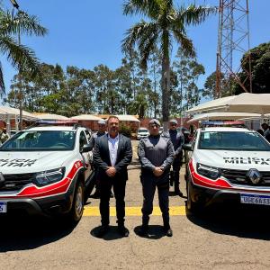 Imagem da notícia POLÍCIA MILITAR RECEBE NOVAS VIATURAS