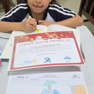 Imagem da notícia ALUNOS DA REDE MUNICIPAL SÃO PREMIADOS NO CONCURSO DE DESENHO “SUPER NOEL EM AÇÃO POR JAHU!”, DO ROTARY