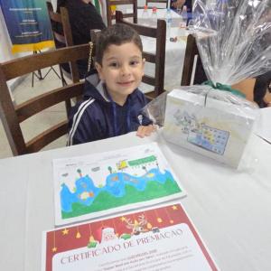 Imagem da notícia ALUNOS DA REDE MUNICIPAL SÃO PREMIADOS NO CONCURSO DE DESENHO “SUPER NOEL EM AÇÃO POR JAHU!”, DO ROTARY