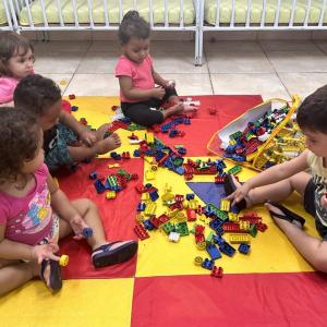 Imagem da notícia PREFEITURA ENTREGA NOVOS BRINQUEDOS PARA AS CRECHES MUNICIPAIS