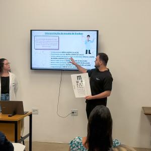 Imagem da notícia PREFEITURA E UNOESTE FIRMAM PARCERIA PARA REALIZAÇÃO DE TESTE DE ACUIDADE VISUAL