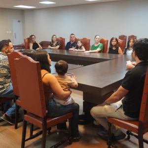 Imagem da notícia PREFEITURA PREMIA ALUNAS VENCEDORAS DO CONCURSO DE DESENHO DO CARNÊ DO IPTU