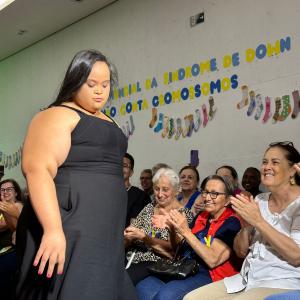 Imagem da notícia CISC TRANSFORMA DESFILE EM CELEBRAÇÃO DA INCLUSÃO