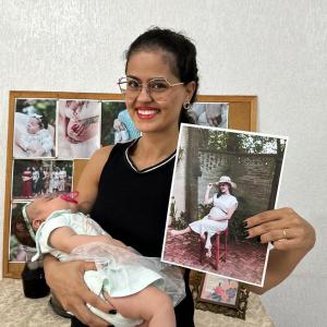 Imagem da notícia MAMÃES E SEUS BEBÊS BRILHAM EM ENTREGA DE ENSAIO FOTOGRÁFICO
