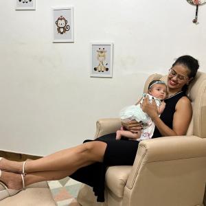 Imagem da notícia MAMÃES E SEUS BEBÊS BRILHAM EM ENTREGA DE ENSAIO FOTOGRÁFICO