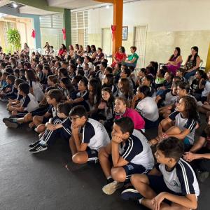 Imagem da notícia PREFEITURA DISTRIBUI OVOS DE PÁSCOA NAS ESCOLAS E CRECHES MUNICIPAIS