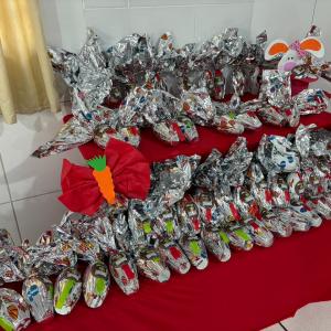 Imagem da notícia PREFEITURA DISTRIBUI OVOS DE PÁSCOA NAS ESCOLAS E CRECHES MUNICIPAIS