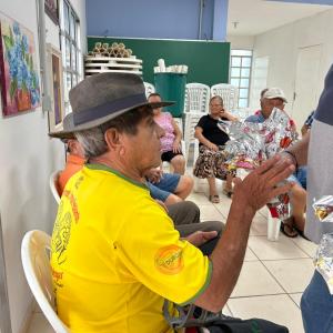 Imagem da notícia COELHINHO SEGUE PASSEANDO POR NOSSA CIDADE!