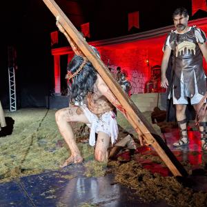 Imagem da notícia FÉ E EMOÇÃO MARCAM A ENCENAÇÃO DA PAIXÃO DE CRISTO EM POTUNDUVA