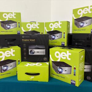 Imagem da notícia PREFEITURA COMPRA NOVOS MATERIAIS E EQUIPAMENTOS PARA ENSINO DE INGLÊS NAS ESCOLAS