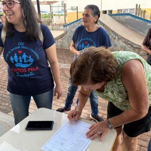 Imagem da notícia PELA PRIMEIRA VEZ, PREFEITURA ENTREGA UNIFORMES AO CISC