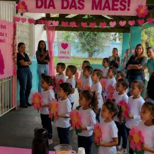 Imagem da notícia UNIDADES ESCOLARES DA REDE MUNICIPAL DE ENSINO CELEBRAM E COMEMORAM O DIA DAS MÃES