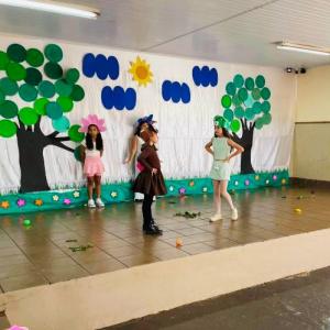 Imagem da notícia UNIDADES ESCOLARES DA REDE MUNICIPAL REALIZAM MOSTRA LITERÁRIA