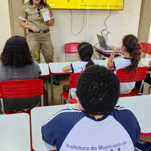 Imagem da notícia TRÂNSITO SEGURO É TEMA DE PALESTRAS EM ESCOLAS DE JAHU