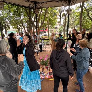 Imagem da notícia AÇÃO REÚNE MULHERES EM MOMENTO DE INTEGRAÇÃO NO JARDIM DE BAIXO