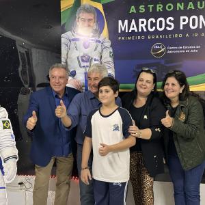 Imagem da notícia SENADOR ASTRONAUTA MARCOS PONTES VISITA O CEAJ EM JAHU