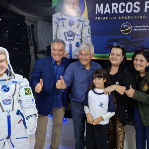 Imagem da notícia SENADOR ASTRONAUTA MARCOS PONTES VISITA O CEAJ EM JAHU
