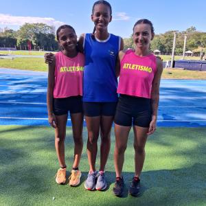 Imagem da notícia ATLETISMO: JAHU CONQUISTA SETE MEDALHAS NO OPEN PAULISTA E GARANTE ATLETAS NOS JOGOS ABERTOS